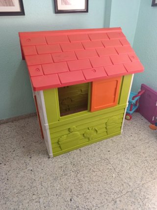 Casita infantil de plástico