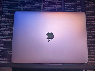 MacBook Pro Touch Bar 2020 16GB RAM 512GB SSD