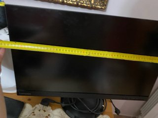 Pantallas Lenovo 55x33cm=25p  LG 44x26cm=20pulgada