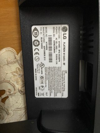Pantallas Lenovo 55x33cm=25p  LG 44x26cm=20pulgada
