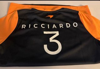 Camiseta Castore Orange equipo de Daniel Ricciardo