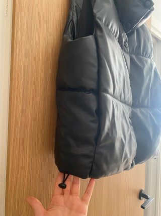 Chaleco ligero  acolchado Zara Talla M