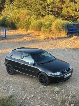 Audi A3 8l  1999 1.8t quattro 180cv