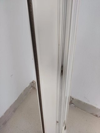 Ventana aluminio corredera con persiana