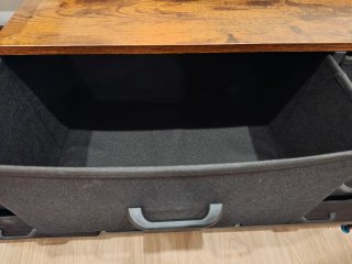 Mueble Cajonera con Enchufes y USB