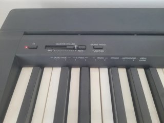Piano Yamaha P45