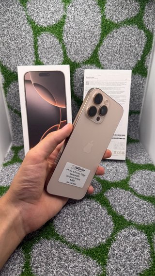 iPhone 16 Pro Max 256GB Oro - Perfette Condizioni