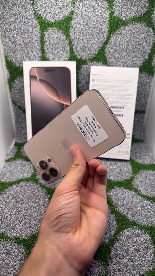 iPhone 16 Pro Max 256GB Oro - Perfette Condizioni