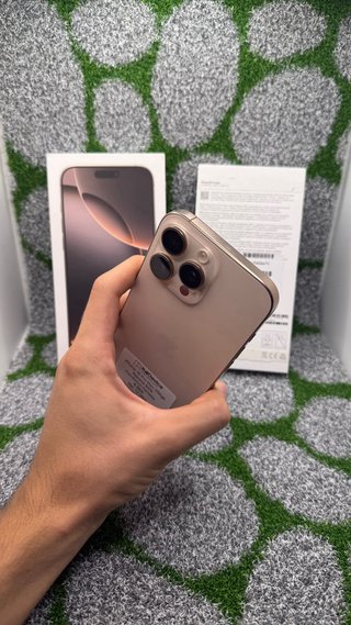 iPhone 16 Pro Max 256GB Oro - Perfette Condizioni