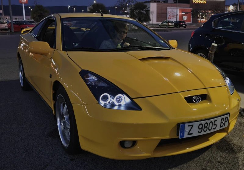 Toyota Celica 2000 - foto 1