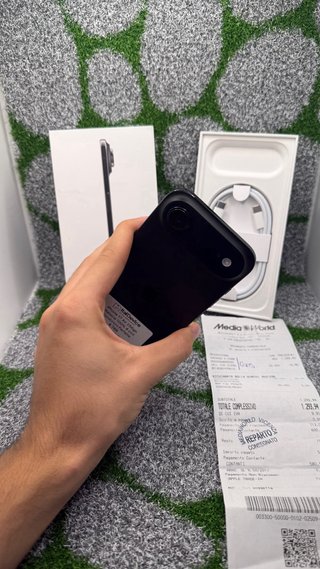 iPhone 17 Air 256GB - Nuovo 4 cicli di ricarica
