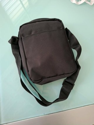 Borsa nuova tracolla unisex Comix nera