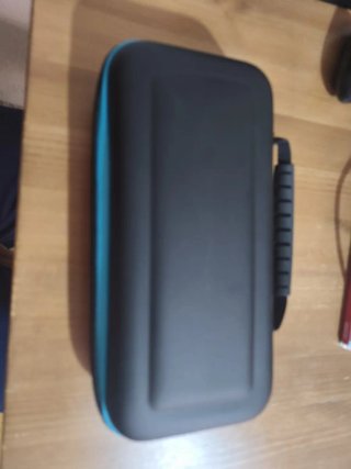Nintendo Switch Azul y Rojo + Juego Kirby