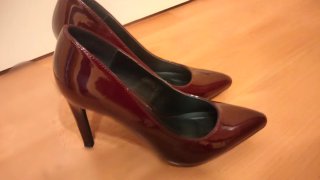 Zapatos de salón granate