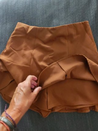 Falda Stradivarius marrón talla S