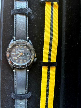 Seiko 5 Sports SRPK39K1 Bruce Lee Edición