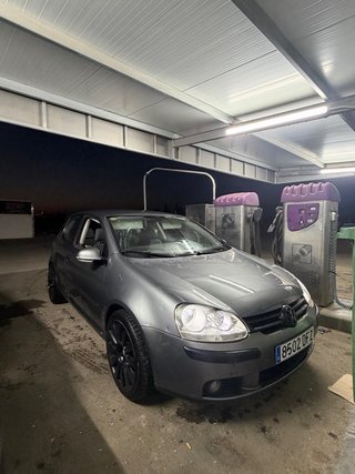 Volkswagen Golf 2005
