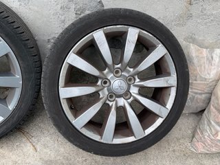 Llantas 18” con neumáticos 225/40