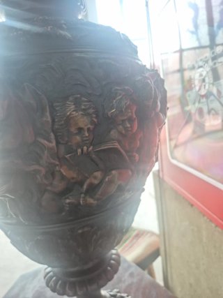 Jarrón Bronce Antiguo Cupido
