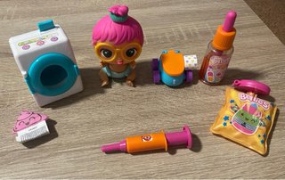 Lote Mini Bellies Muñeca y Accesorios
