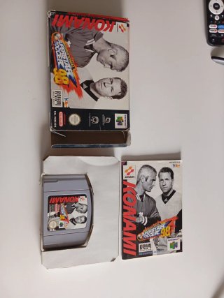 Nintendo 64: International Superstar Soccer 98
