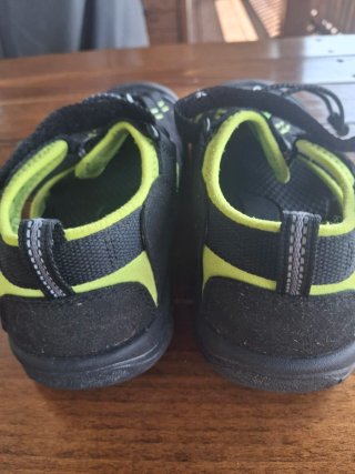 Zapatillas Keen Niños Negro/Verde