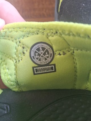 Zapatillas Keen Niños Negro/Verde