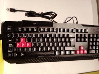 Teclado Gaming RGB