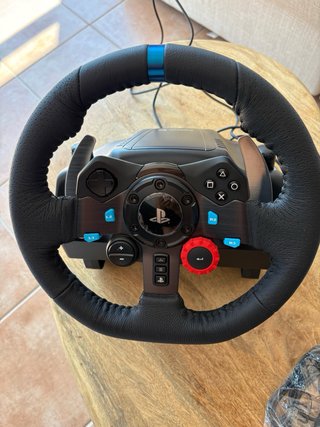 Logitech G29 Driving Force + Pedales