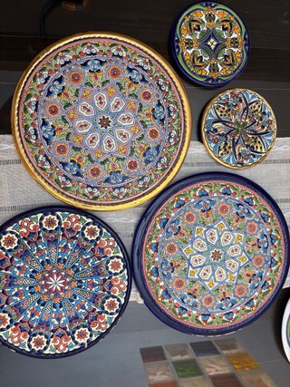 Plato decorativo ARTECER 34cm pintado a mano