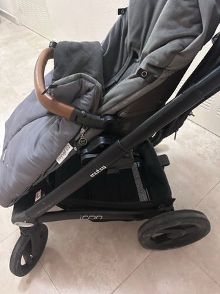 Carrito Mutsy i2 Completo + Capazo + Silla