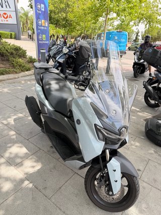 Yamaha NMAX 2025