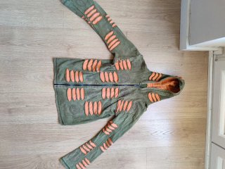 Sudadera con capucha verde y naranja Talla M
