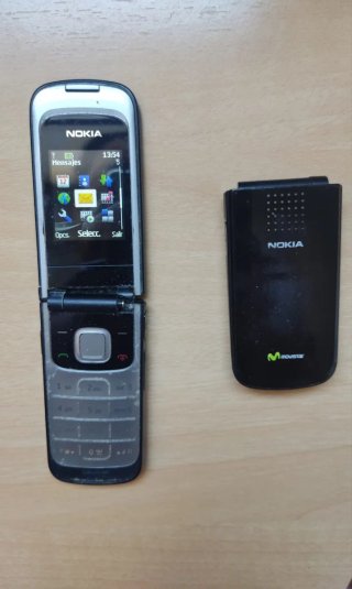 2 x Móviles Nokia 2720 Fold Negros