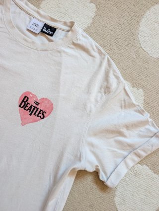 Camiseta blanca hombre Zara The Beatles Talla L