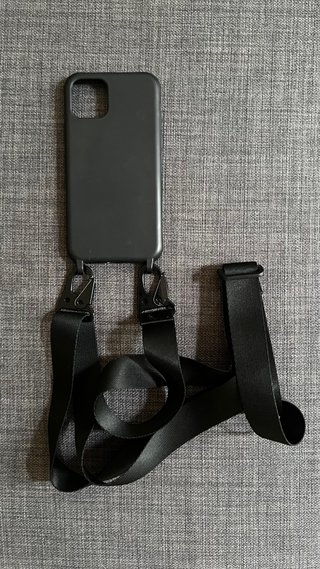 Custodia iPhone 11 Pro Nera con Cinturino