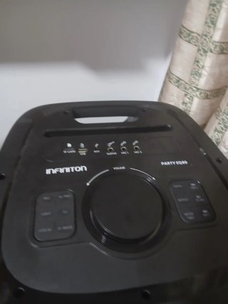 Altavoces Torre Grandes Negros