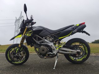 Aprilia Dorsoduro 750