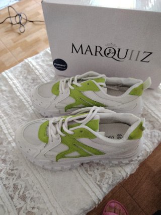 Zapatillas Deportivas Marquíz Blancas y Verdes