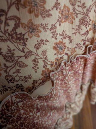 Falda larga floral volantes