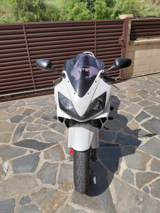 Honda cbr600f venta por cambio de moto a trail
