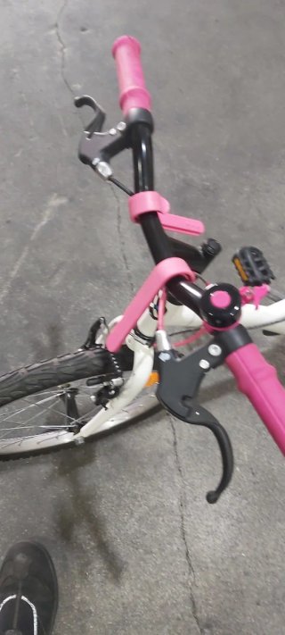 Bicicleta infantil BTWIN blanca