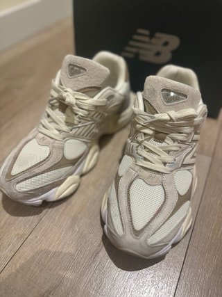 New Balance 9060 T.45 Beige/Gris