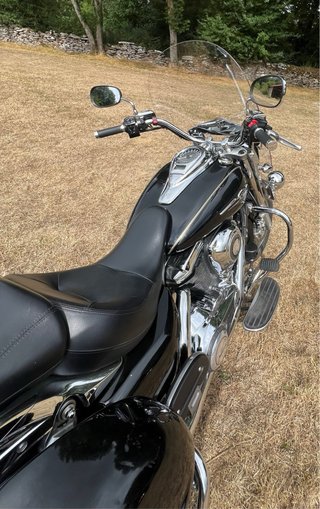 Kawasaki Vulcan 1700 Negra