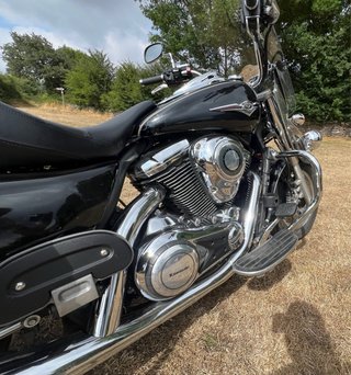 Kawasaki Vulcan 1700 Negra
