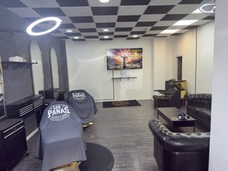 Alquilo puesto de barbero o peluquera