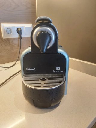 Cafetera capsulas Nespresso DeLonghi