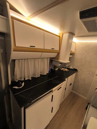 Autocaravana Fiat Ducato INTERIOR RECIÉN REFORMADO