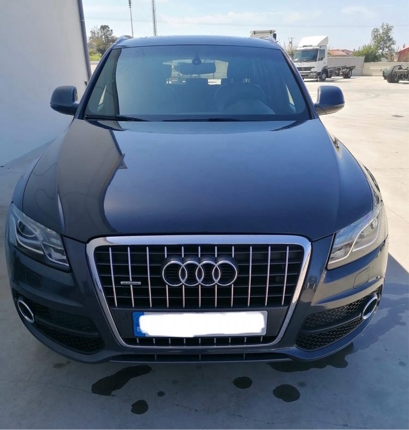 Audi Q5 2.0 TDI QUATTRO S-LINE 2011 - foto 1