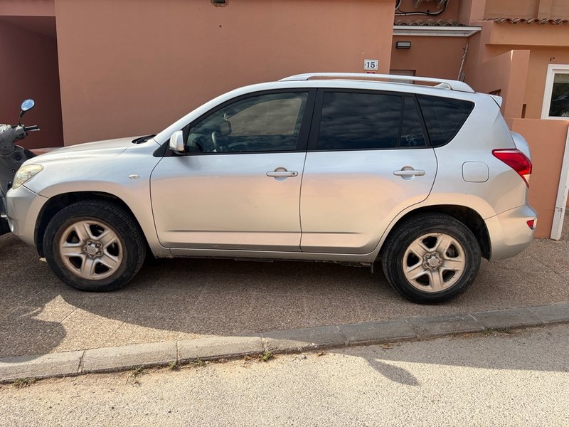 Toyota RAV4 2008 - foto 1